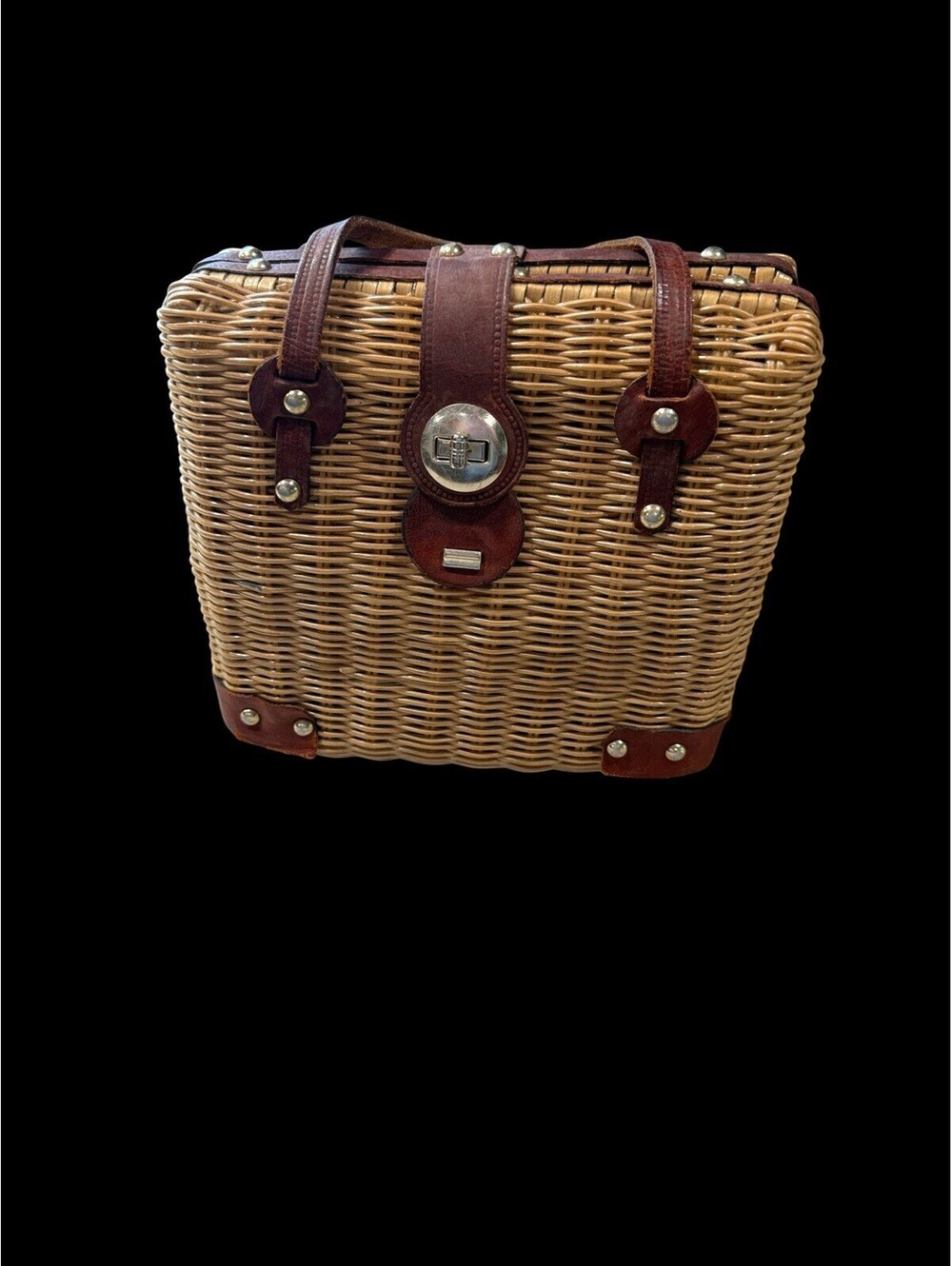 Vintage Wicker Picnic Basket Tan/Brown Leather Trim, Lined, Shoulder Strap